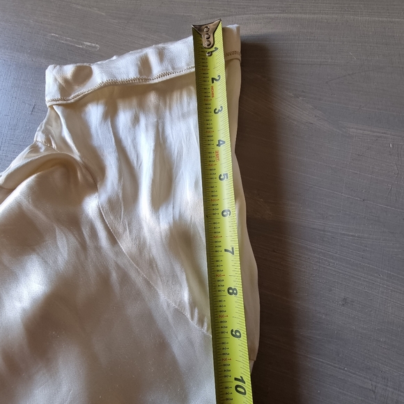Women's vintage pearl white satin top size 36 - Picture 5 of 14